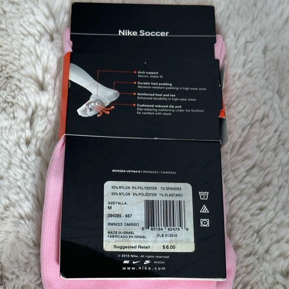 NWT Nike Soccer Over the Calf socks - pink - men’s 6-8 women’s 6-10 - Picture 2 of 2